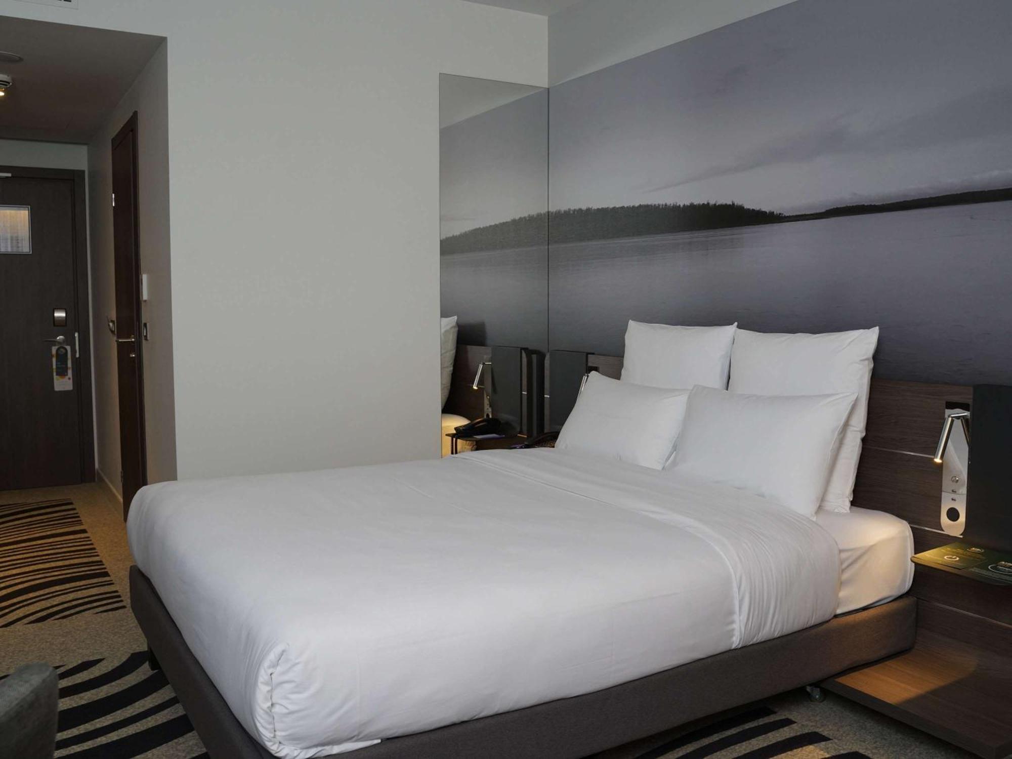 Novotel Bishkek City Center Eksteriør billede