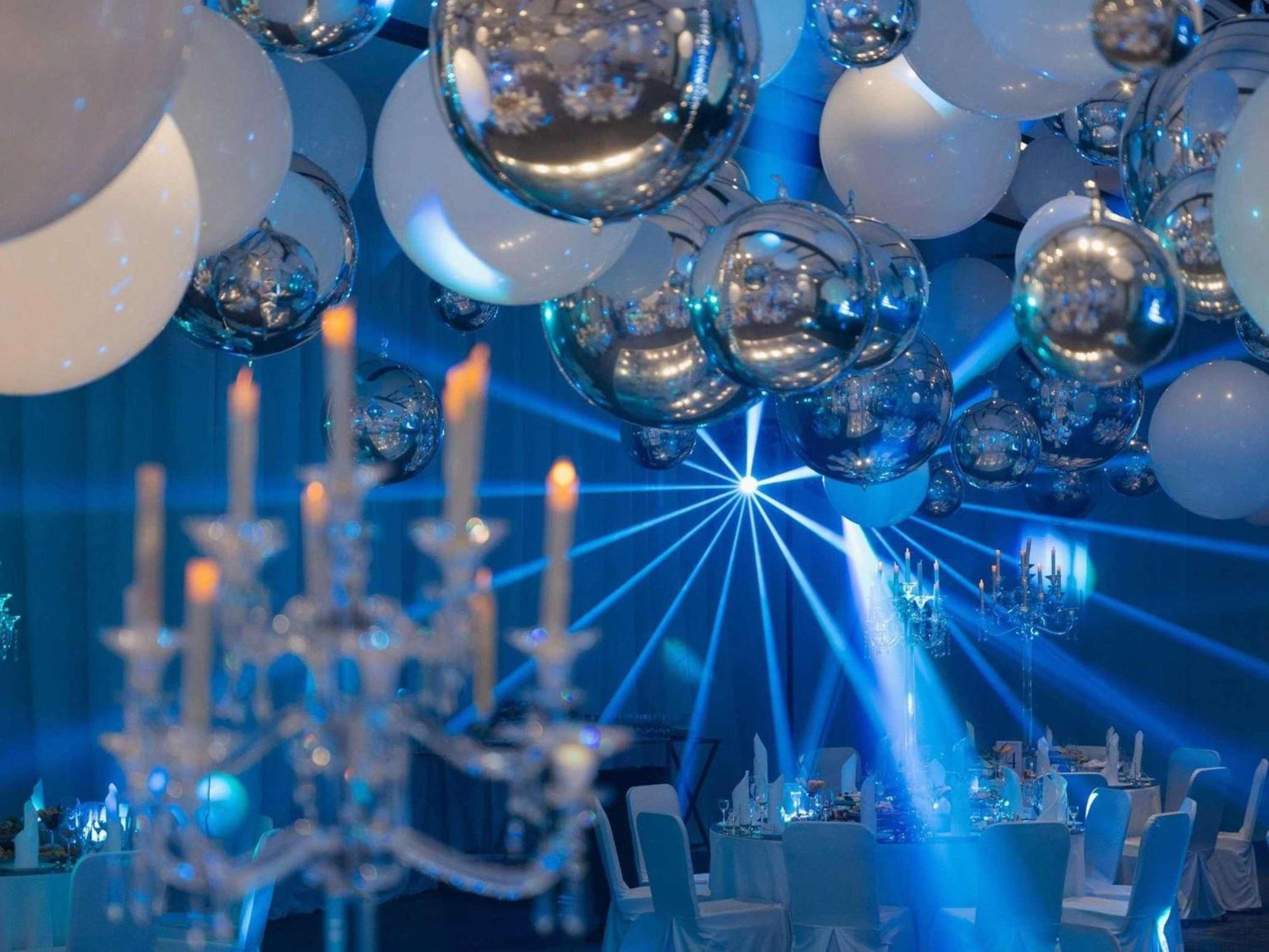 Novotel Bishkek City Center Eksteriør billede